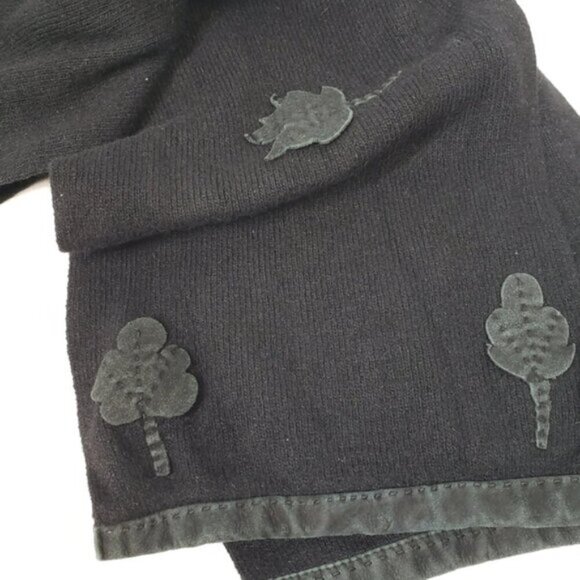 Holt Renfrew Angora Lambswool Nylon Scarf Black Floral Appliques Winter Warmth - Picture 4 of 12